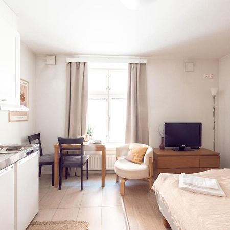 2Ndhomes Compact Studio By The Esplanade Park Helsingfors Exteriör bild